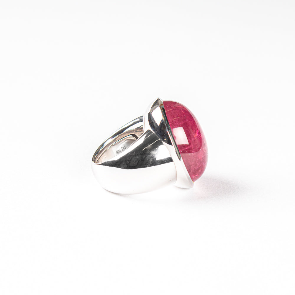 Turmalincabochon-Ring