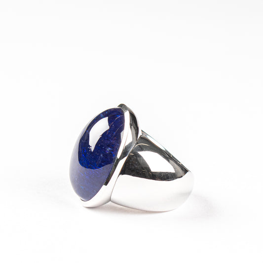 Tansanit-Cabochon-Ring